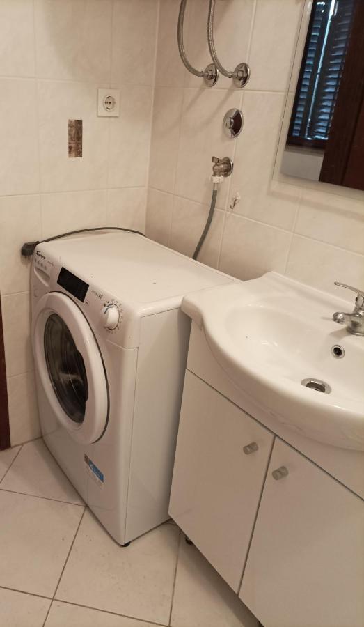 Apartment Kuki โปเรช ภายนอก รูปภาพ