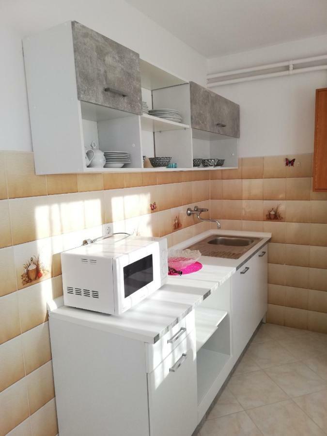 Apartment Kuki โปเรช ภายนอก รูปภาพ